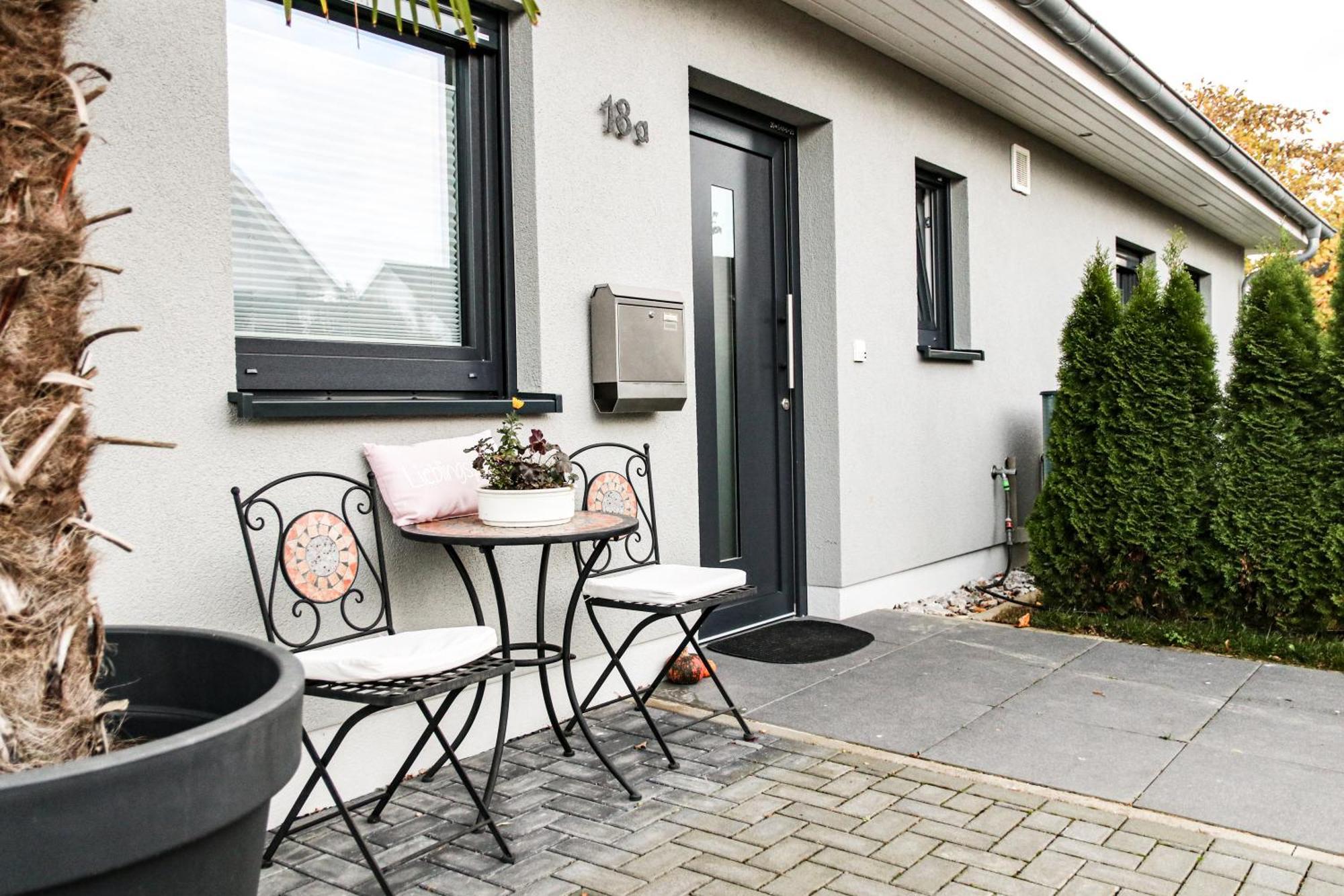 Grosszuegige Unterkunft Mit Terrasse Oberbrechen Exterior photo