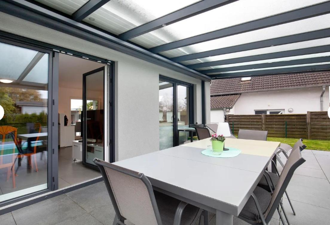 Grosszuegige Unterkunft Mit Terrasse Oberbrechen Exterior photo
